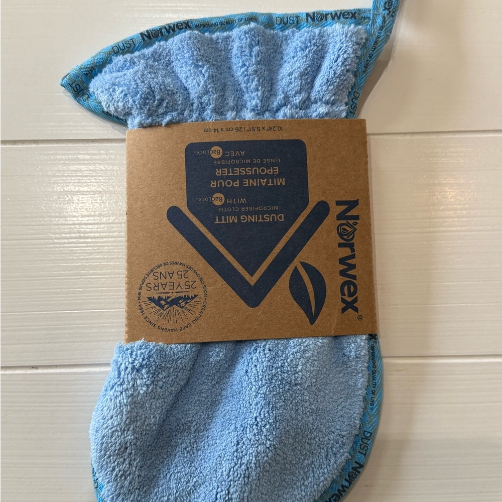 Norwex Light Blue Dusting Mitt